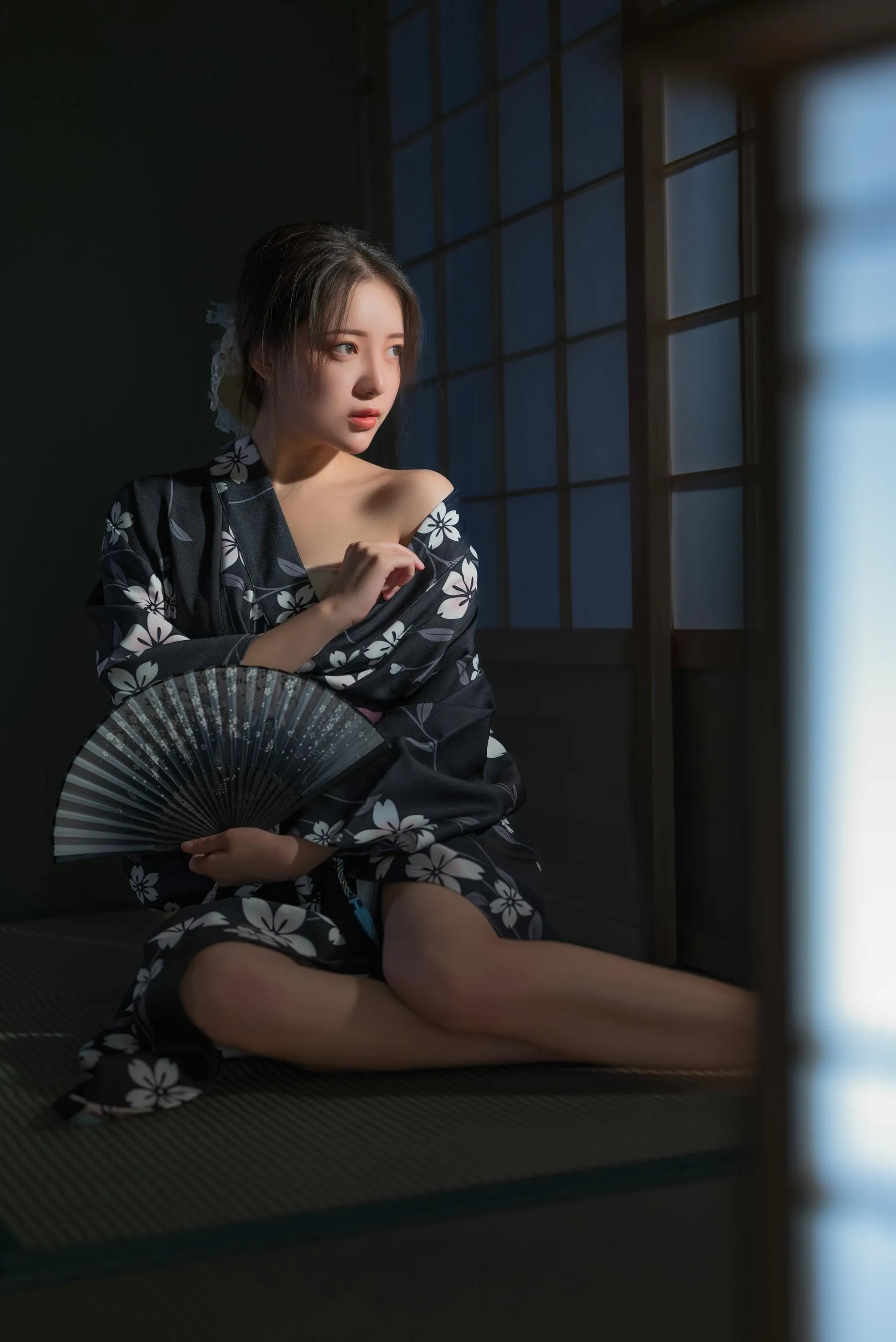 [艺图语] 2022.06.14 夜媚姬 柚子 [28P]插图3